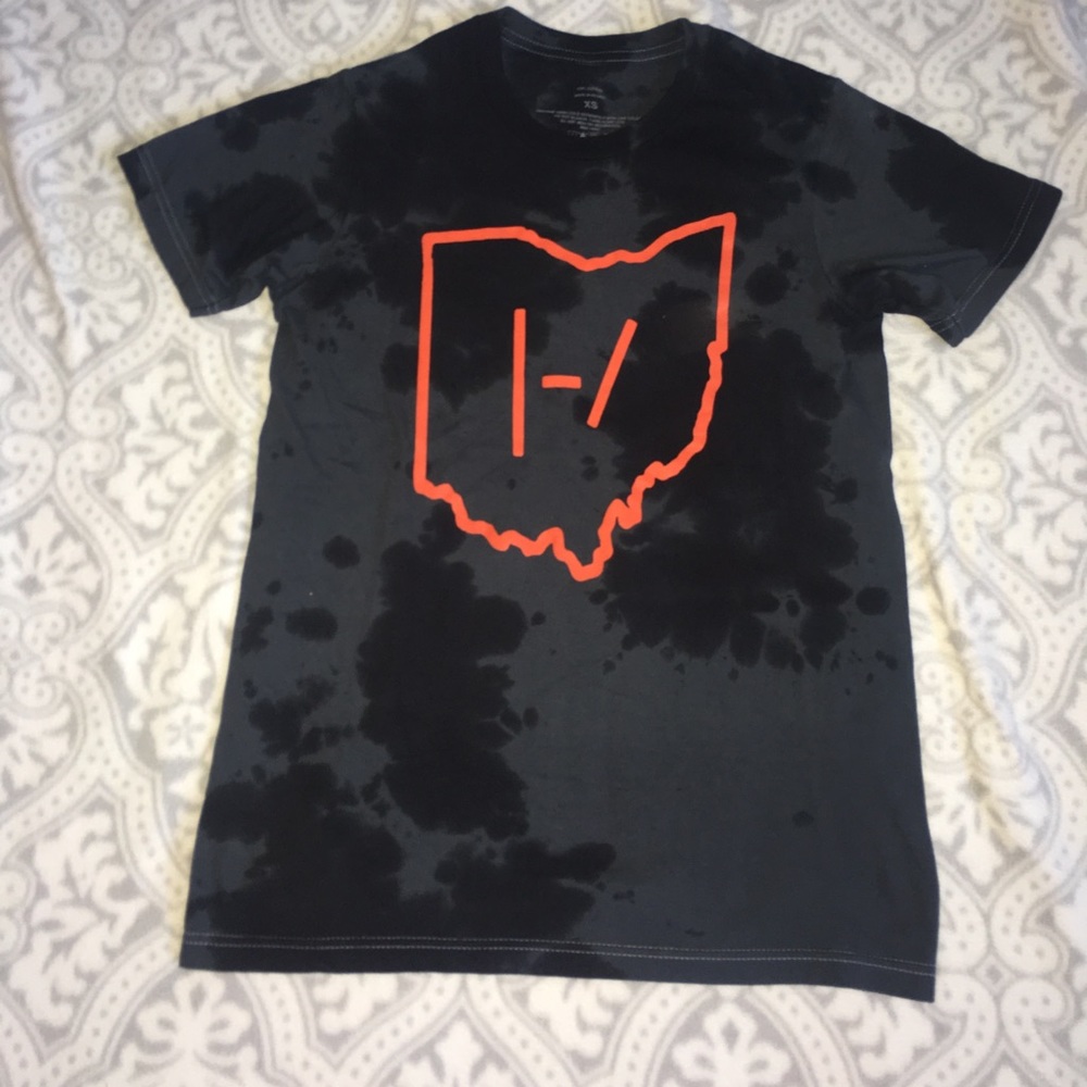 BRAND NEW Twenty One Pilots T-Shirt